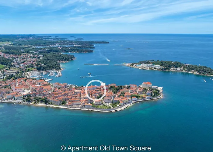 New!!!apartment Old Town Square アパート