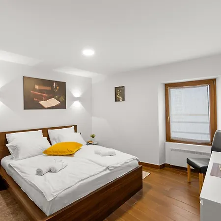 New!!!apartment Old Town Square 포레치