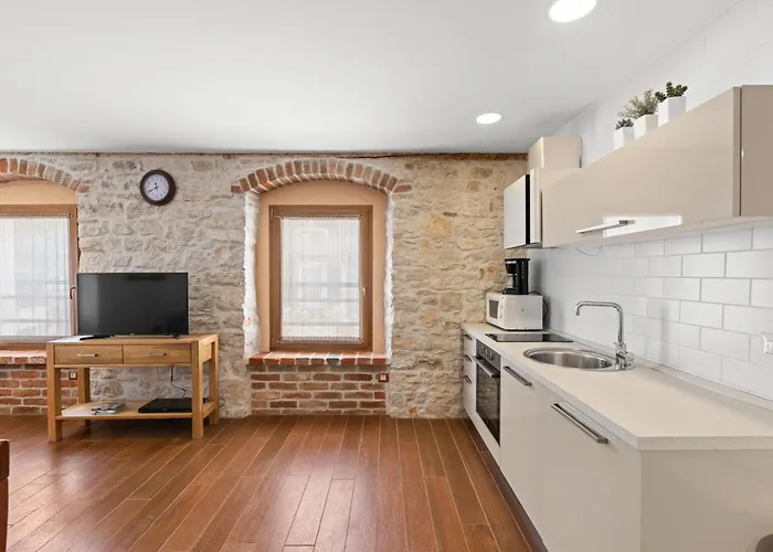 아파트 New!!!apartment Old Town Square